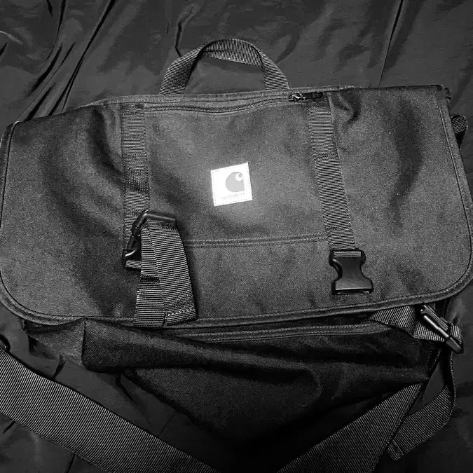 [BUNJANG] Carhartt Reflective Crossbody Bag / 칼하트 리플렉티브 크로스백