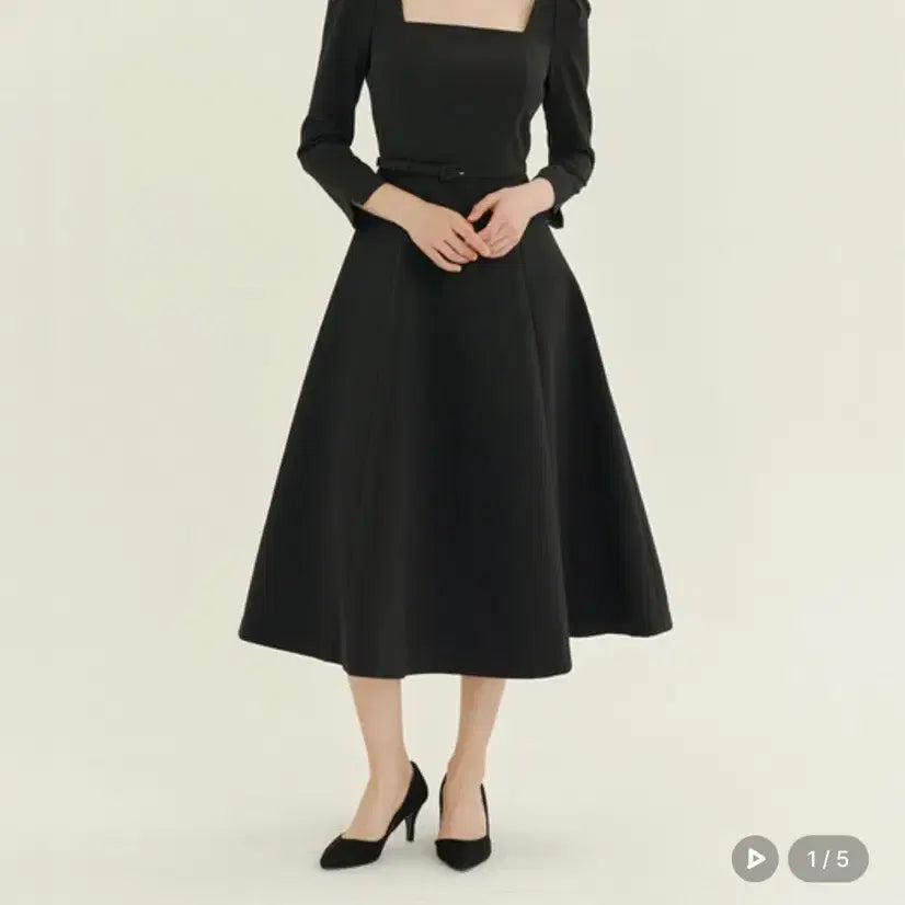 [BUNJANG] LeRomang Square-Neck Flare Dress with Added Belt / [상태 최상] 벨트 추가 증정 르로망 스퀘어넥 플레어 원피스