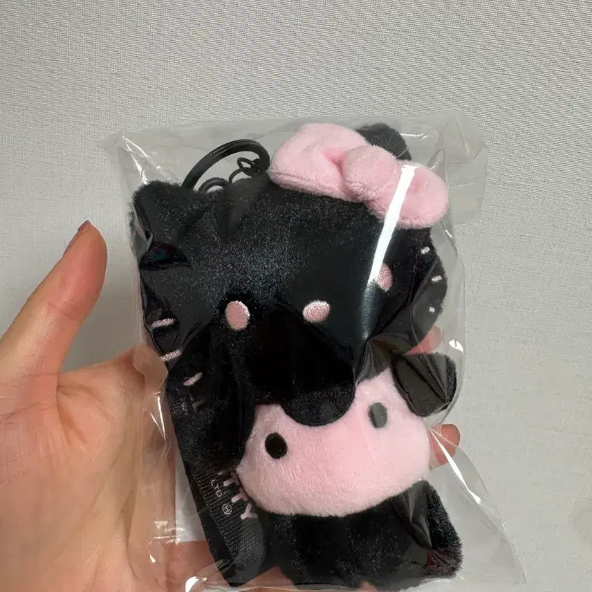[BUNJANG] WAKEMAKE Sanrio Hello Kitty Keyring Black Kitty Doll / 웨이크메이크 산리오 헬로키티 키링 블랙키티 인형
