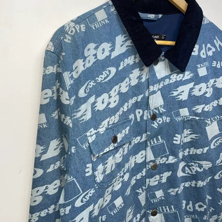[BUNJANG] A Piece of Cake Lettering Denim Jacket / 어피스오브케이크 레터링 청자켓