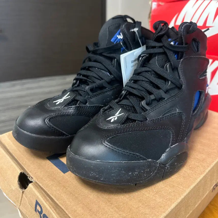 [BUNJANG] Reebok Shark Attack Basketball Shoes (V66187) / 리복 농구화 샤크 어택(V66187)