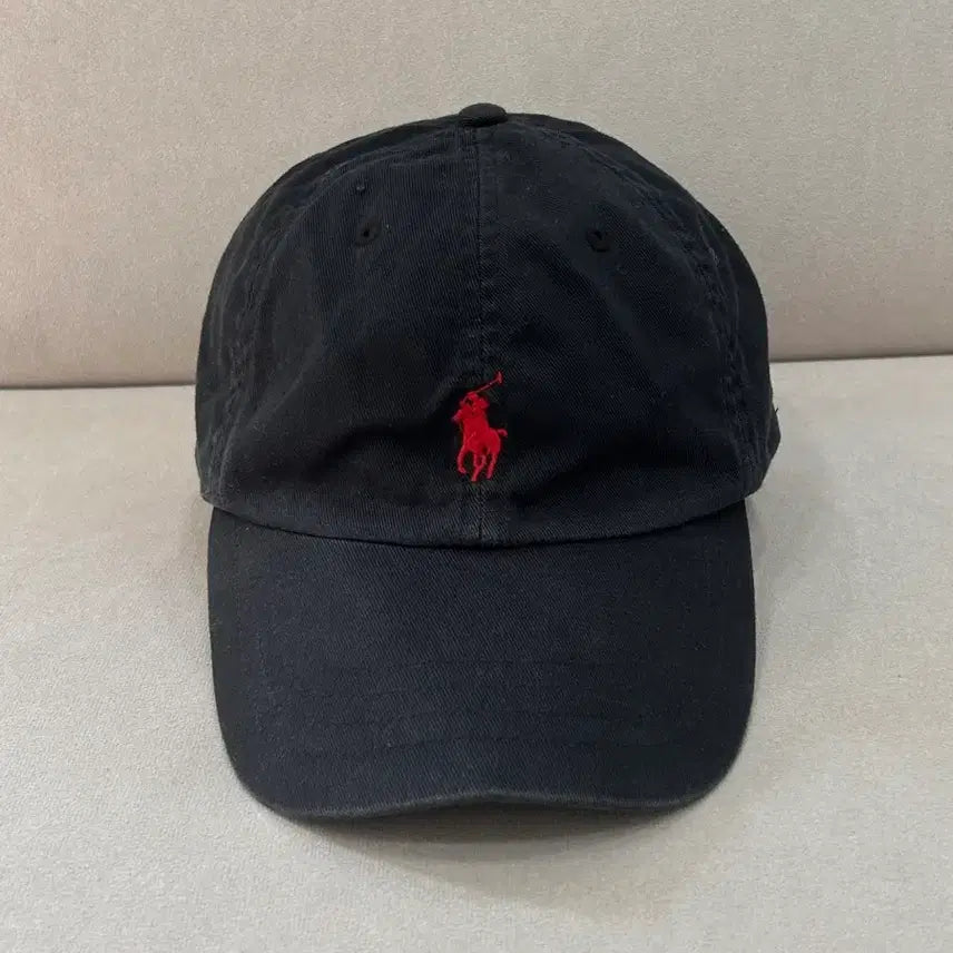 [SOLD OUT] 폴로 랄프로렌 포니로고 볼캡 모자 블랙 검빨