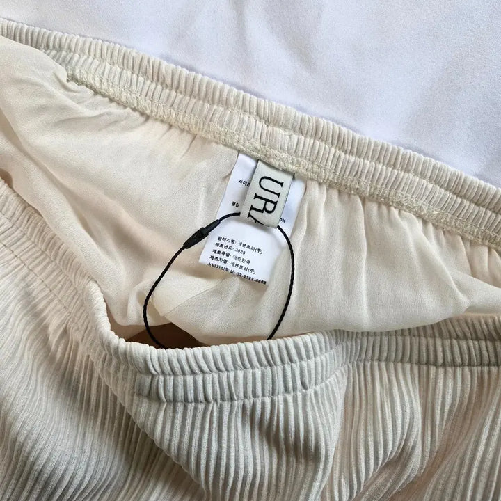 [BUNJANG] URAGO Banding Pleats Pants FREE / URAGO 유라고 밴딩 플리츠 팬츠 FREE