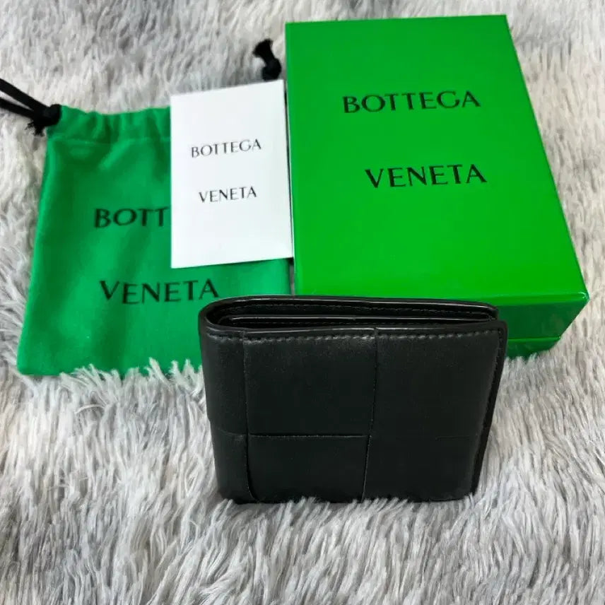 [BUNJANG] Bottega Veneta Cassette Bi-Fold Wallet Black / 보테가 카세트 반지갑