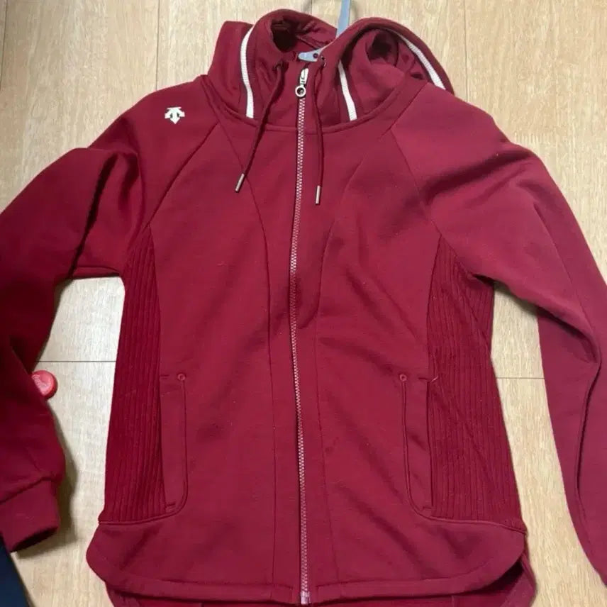 [BUNJANG] Descente Burgundy Fleece Training Zip-Up Hoodie / 데상트 후드집업 버건디 여성 원가 10만원이상