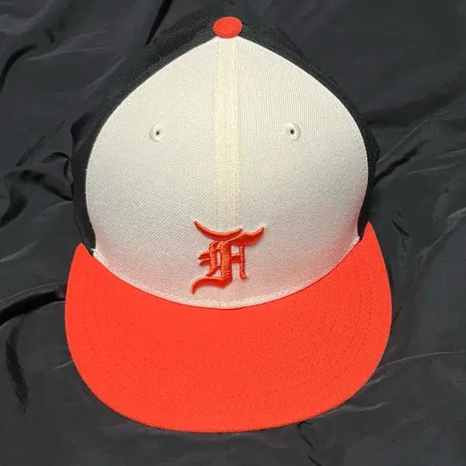 [BUNJANG] Fear of God New Era 59FIFTY Fitted Cap / 피어오브갓 뉴에라 7 1/2