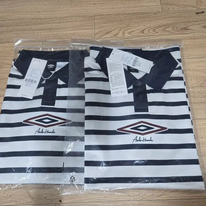 [BUNJANG] Umbro Asahi Stripe Jersey Collar T-Shirt Black / 엄브로 아사히 스트라이프 저지 카라 티셔츠 블랙