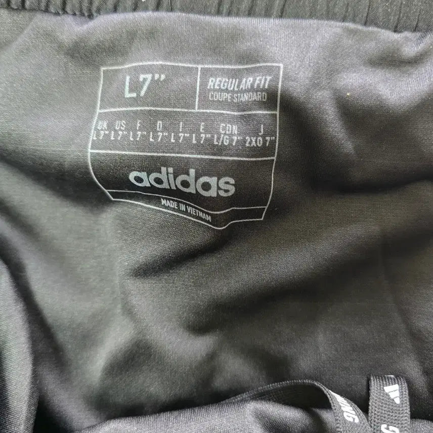 [BUNJANG] Adidas 3-Stripes Black Shorts / 아디다스 삼선 블랙 반바지