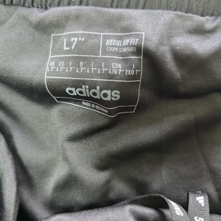 [BUNJANG] Adidas 3-Stripes Black Shorts / 아디다스 삼선 블랙 반바지
