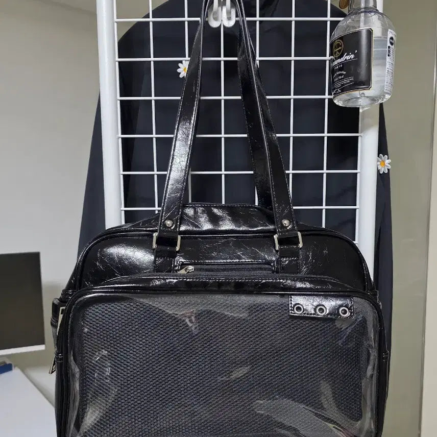 [BUNJANG] Black Enamel Duckjil Bag / 와디즈 블랙 에나멜 덕질가방
