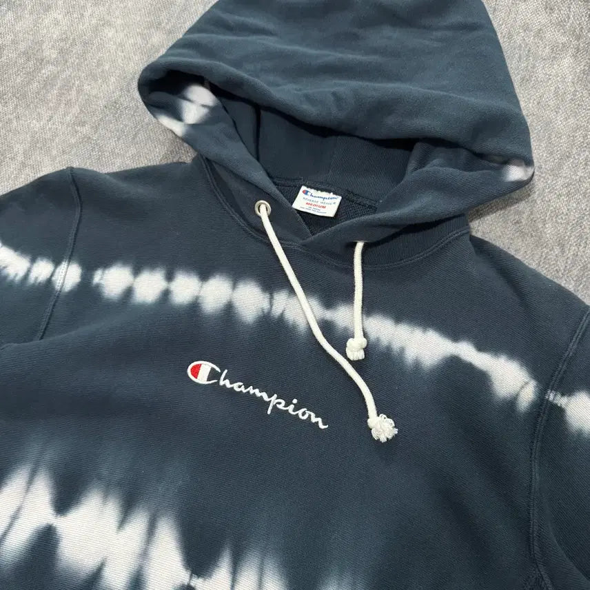 [BUNJANG] Champion Reverse Weave Hoodie - Size M / M 챔피온 리버스위브 후드티