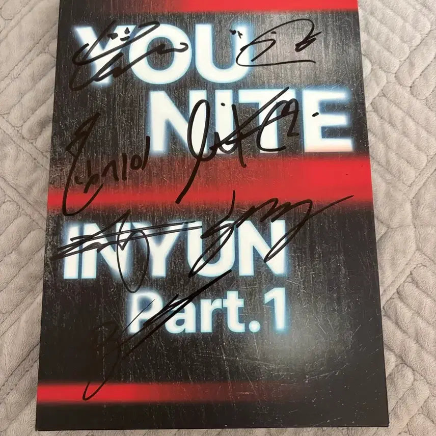 [BUNJANG] YOUNITE Signed Album / 유나이트 싸인앨범