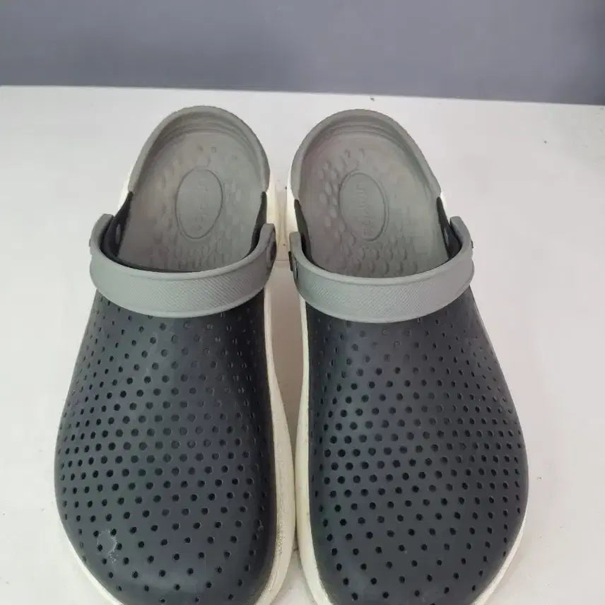 [BUNJANG] Crocs Literide Clog / 효자빈티지 270 크록스 라이트 라이드 클로그