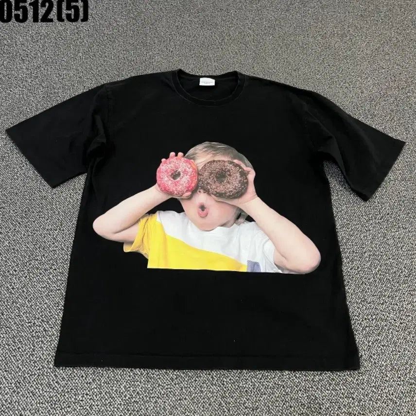 [SOLD OUT] 아크메드라비 블랙 도넛 프린팅 반팔 티셔츠