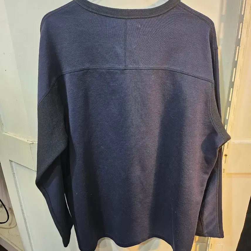 [BUNJANG] Luce Luige Navy Long Sleeve T-Shirt / <만원빈티지>Luce Luige 네이비 롱슬리브 티셔츠