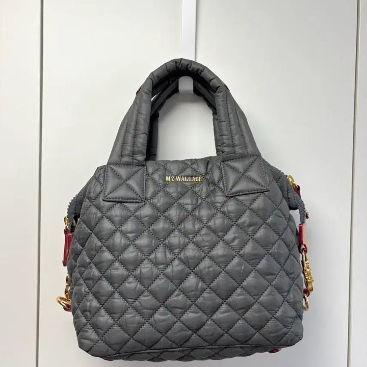 [BUNJANG] MZ Wallace New York Quilting Tote Bag / 엠지월리스 뉴욕 퀼팅 토트백 MZ WALLACE