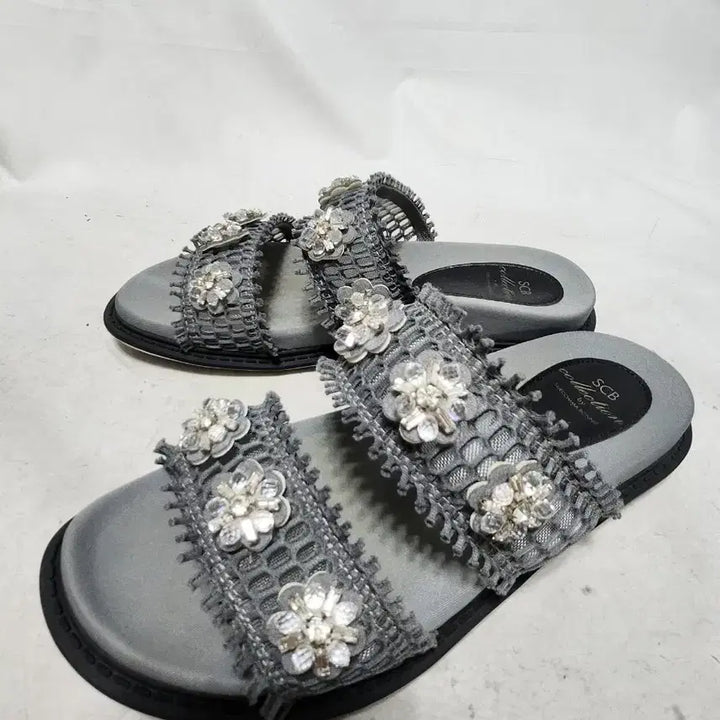 [BUNJANG] S=COMMA BONNIE 250 Cubic Flower Embellished Slippers / 250 슈콤마보니  슬리퍼