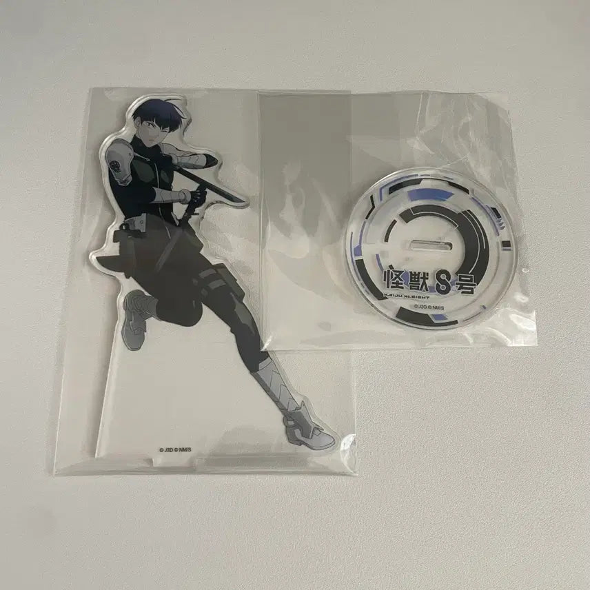 [BUNJANG] Kaiju No. 8 Hoshina Acrylic Stand / 괴수8호 호시나 아크릴 스탠드