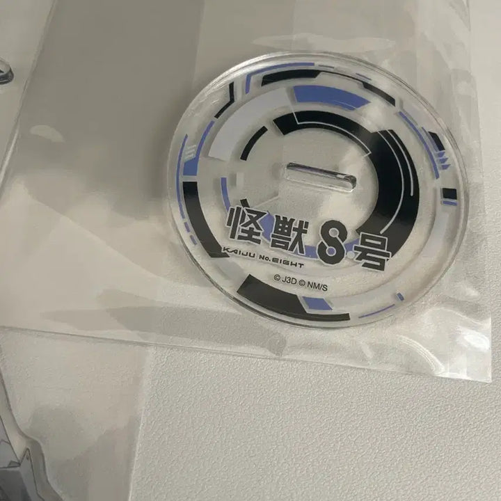 [BUNJANG] Kaiju No. 8 Hoshina Acrylic Stand / 괴수8호 호시나 아크릴 스탠드