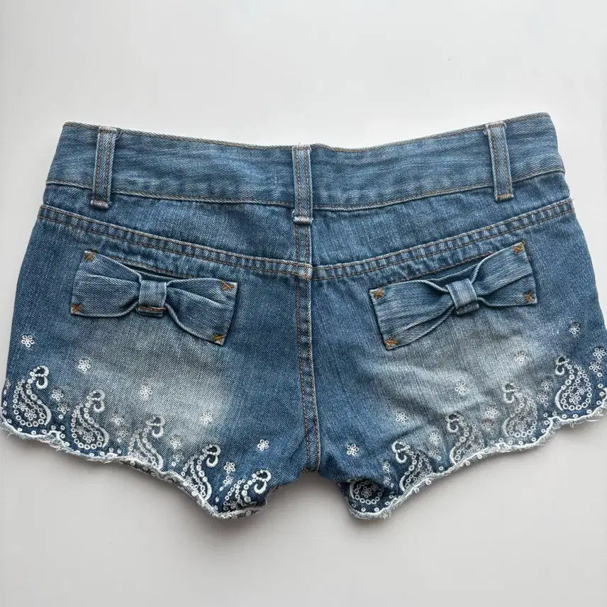[BUNJANG] Lizlisa Lace Ribbon Denim Shorts / 리즈리사 레이스 리본 데님 반바지 숏팬츠