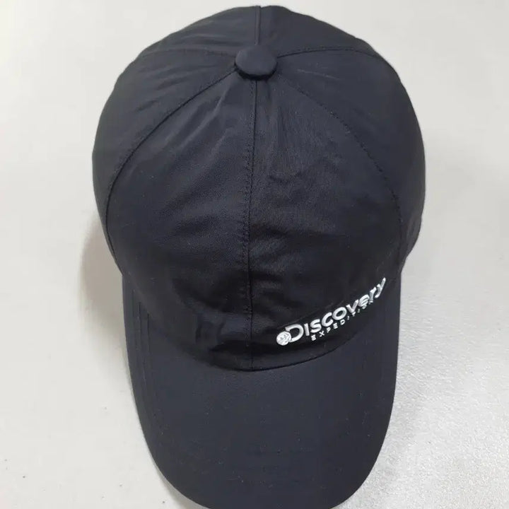 [SOLD OUT] 디스커버리 남성 방수 볼캡 모자 free