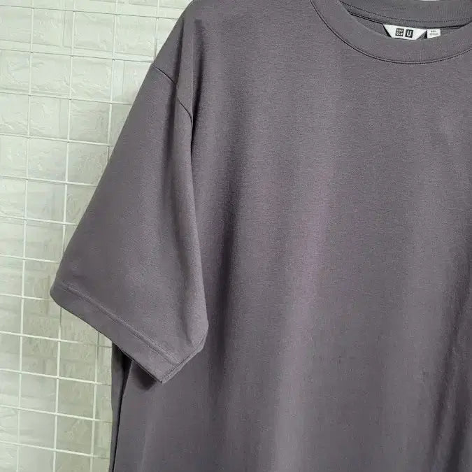 [BUNJANG] Uniqlo U Airism Oversized T-Shirt Dark Grey XXL / [XXL]유니클로U 에어리즘 다크그레이 오버핏 반팔 황금사이즈 XXL