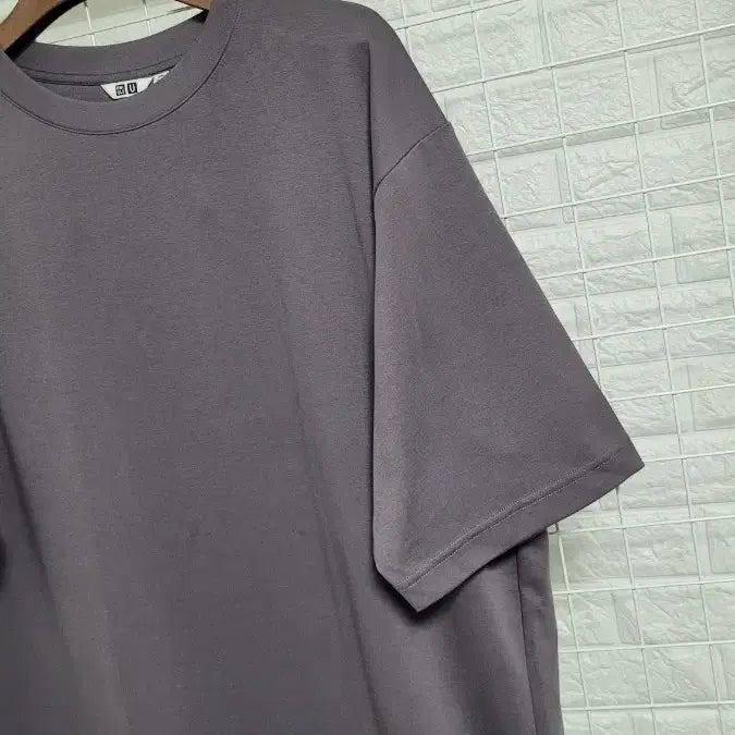 [BUNJANG] Uniqlo U Airism Oversized T-Shirt Dark Grey XXL / [XXL]유니클로U 에어리즘 다크그레이 오버핏 반팔 황금사이즈 XXL