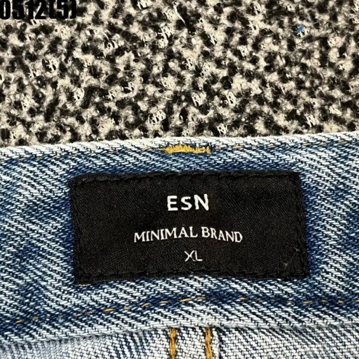 [BUNJANG] Minimal Brand Washed Denim Shorts (5-Length) / 미니멀브랜드 워싱 데님 반바지 5부