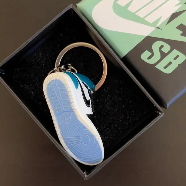 [BUNJANG] Nike Air Jordan Sneaker Miniature Keychain with Box / 나이키 에어조던 운동화 미니어쳐 키링+박스