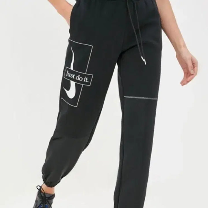 [BUNJANG] Nike Sportswear Fleece Jogger Pants / 나이키  스포츠웨어 기모  조거 팬츠