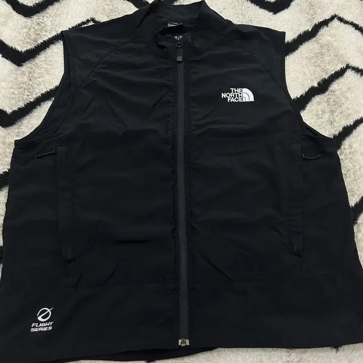 [BUNJANG] The North Face Flight Series Nylon Vest Black / [L]노스페이스 플라이트 시리즈 나일론 베스트/블랙