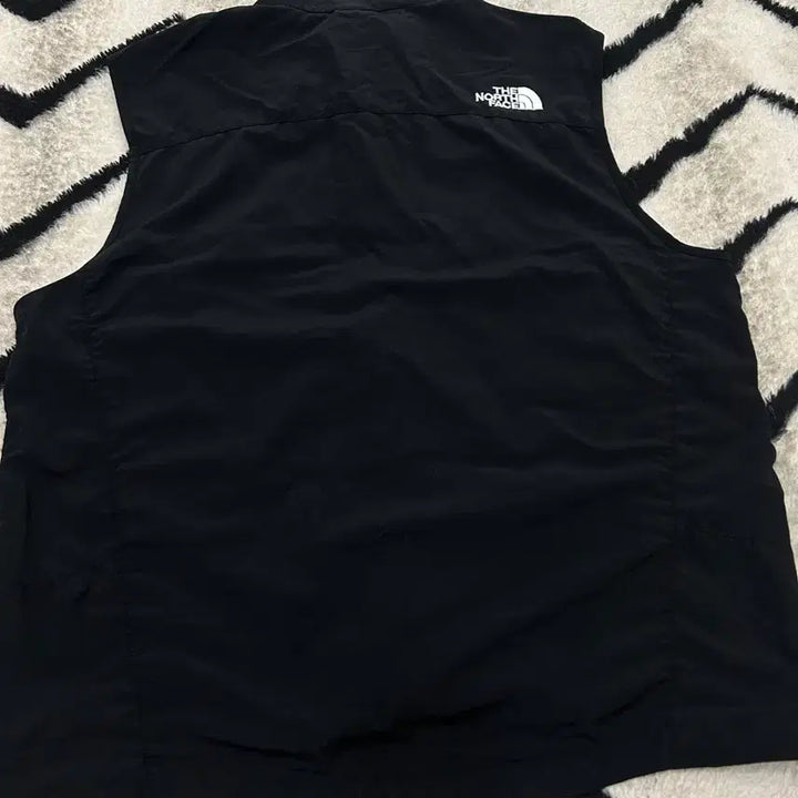 [BUNJANG] The North Face Flight Series Nylon Vest Black / [L]노스페이스 플라이트 시리즈 나일론 베스트/블랙
