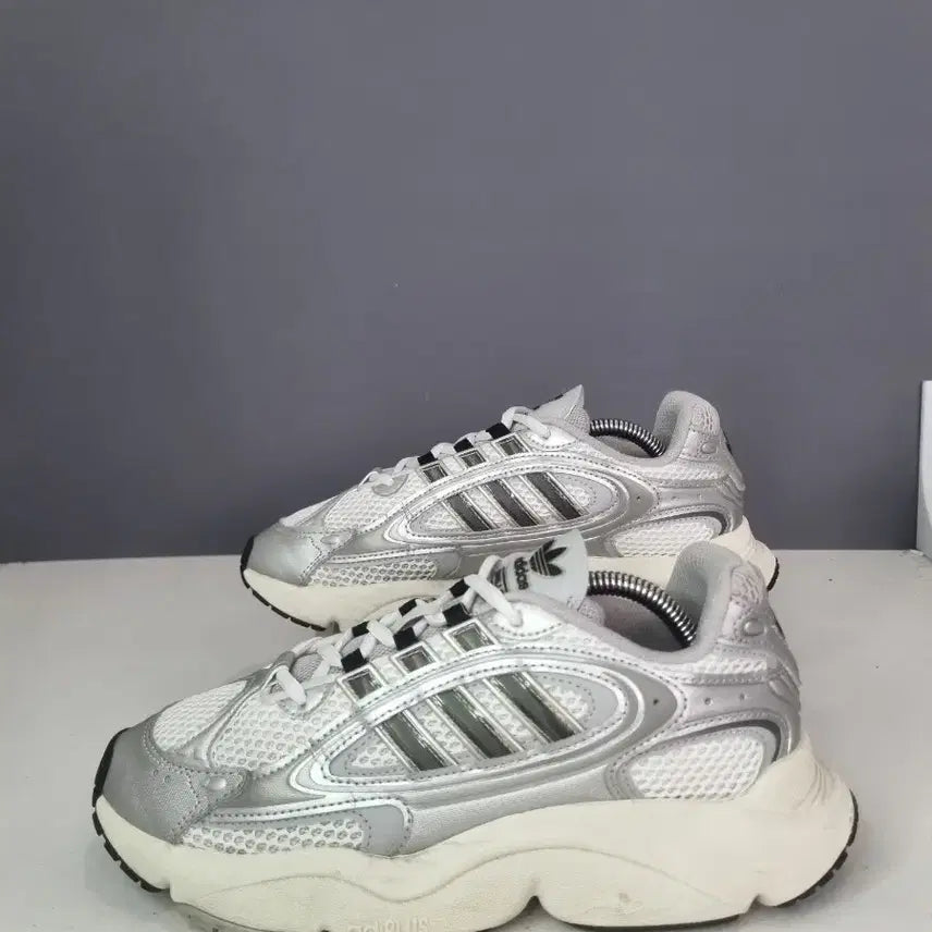 [BUNJANG] Hyojavin Vintage 250 Adidas Ozmillen Cloud / 효자빈티지 250 아디다스 오즈밀렌 클라우드