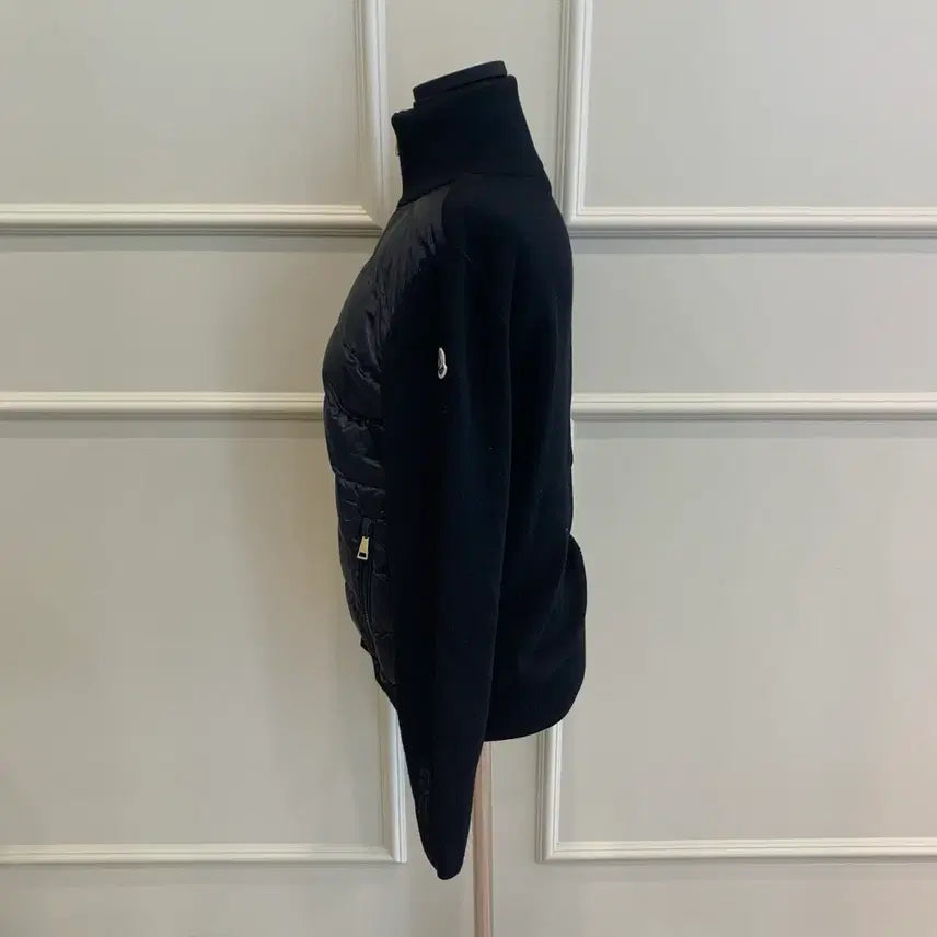 [BUNJANG] Moncler Knit Down Padding Mix Cardigan Black S / 267000533 몽클레어 니트 다운 패딩 믹스 가디건 블랙 S