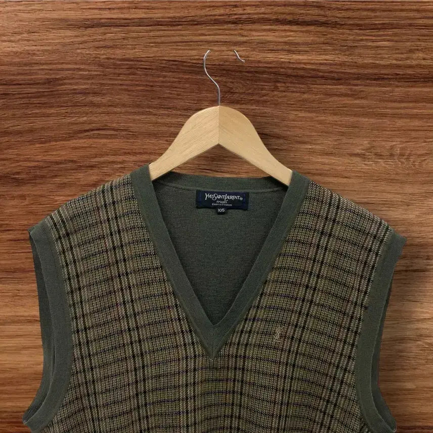 [BUNJANG] Yves Saint Laurent YSL Herringbone Knit Vest / 입생로랑 YSL 헤링본 베스트 100-105