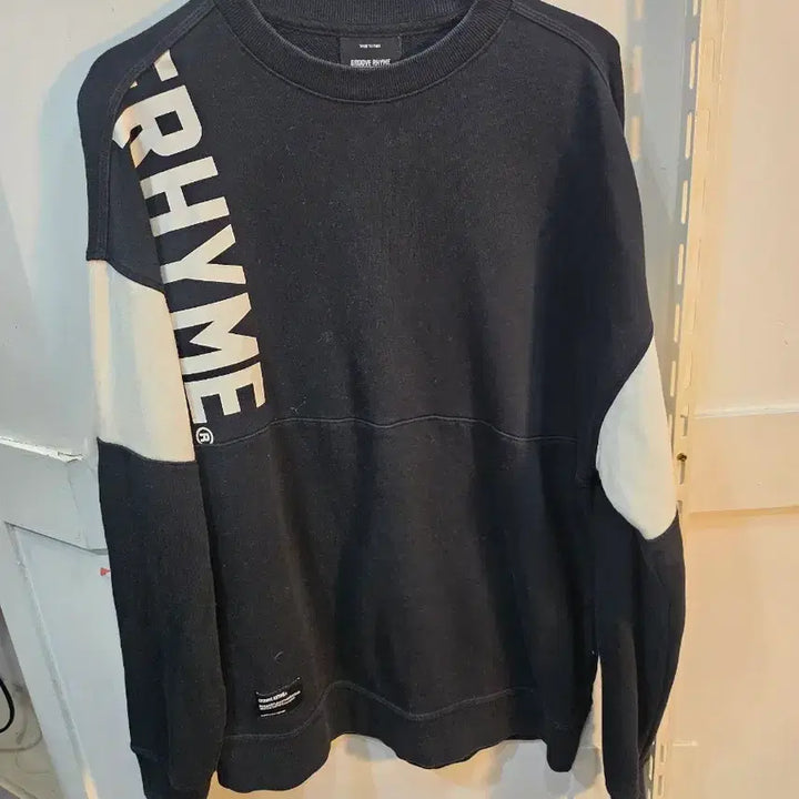 [BUNJANG] Groove Rhyme Color Block Sweatshirt / <만원빈티지>그루브라임 맨투맨 블랙 배색