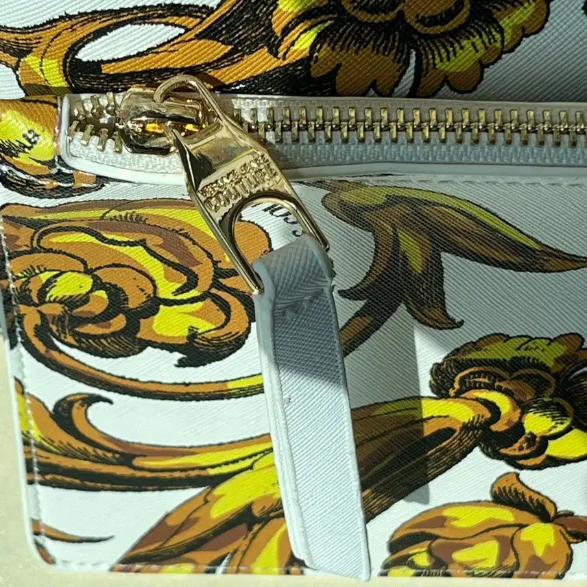 [BUNJANG] Versace Jeans Reversible Dot Bag with Pouch / 베르사체진스 리버시블 도트백