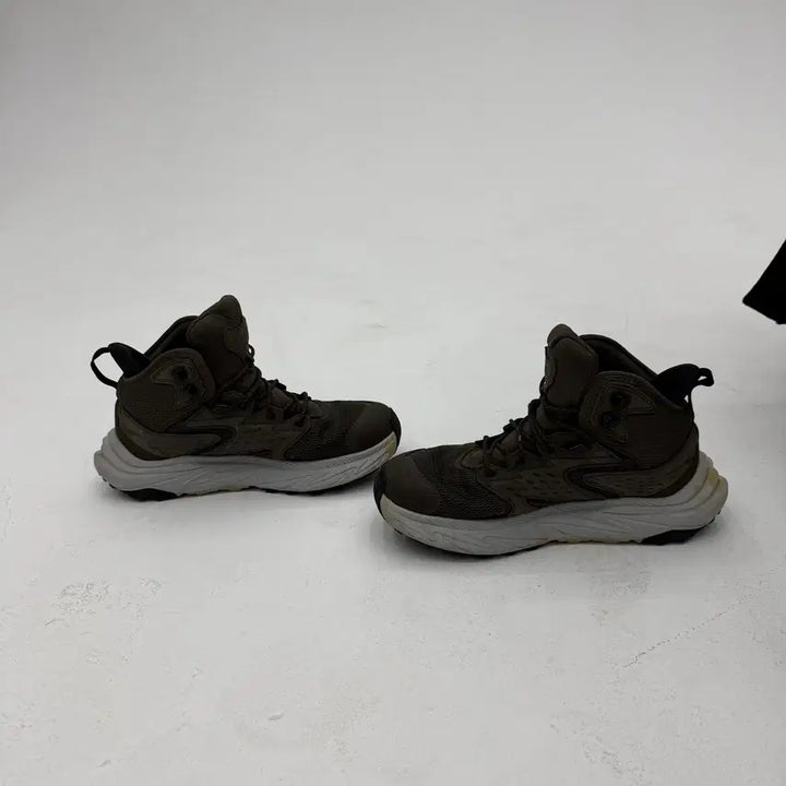 [BUNJANG] Hoka Anacapa 2 Mid GTX Wide Hiking Boots - Size 290 / 호카_아나카파 2 미드 GTX 와이드 290사이즈