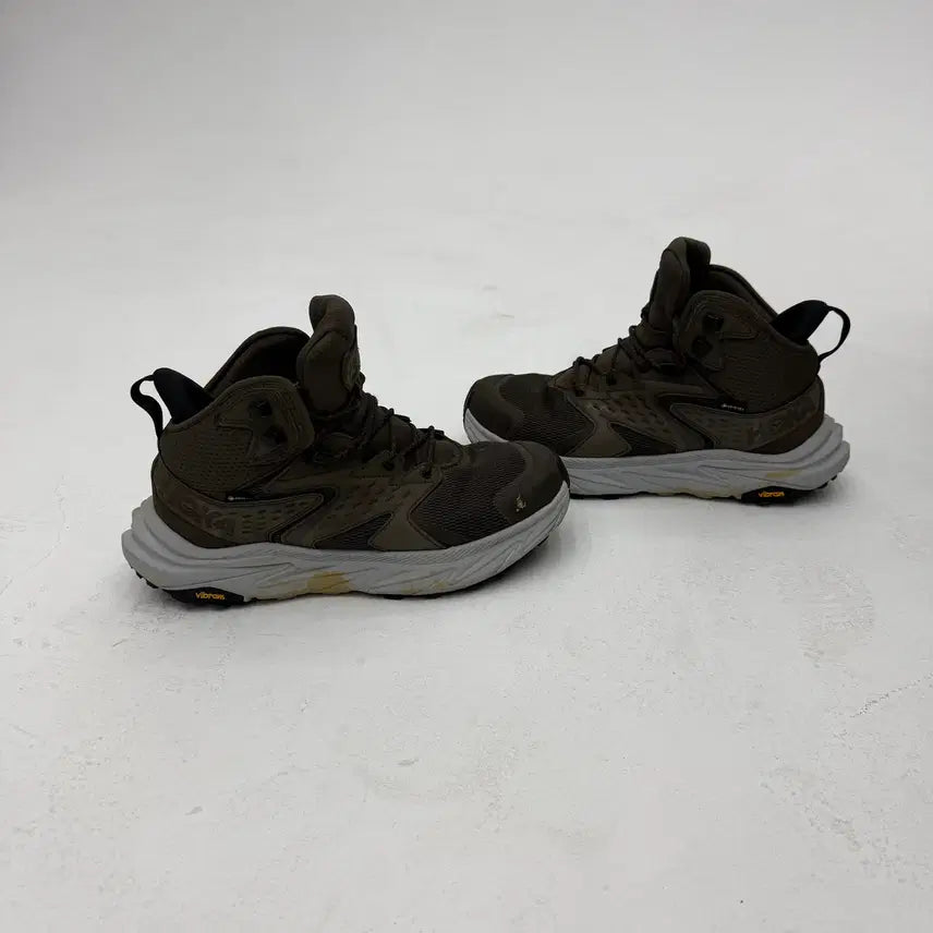 [BUNJANG] Hoka Anacapa 2 Mid GTX Wide Hiking Boots - Size 290 / 호카_아나카파 2 미드 GTX 와이드 290사이즈