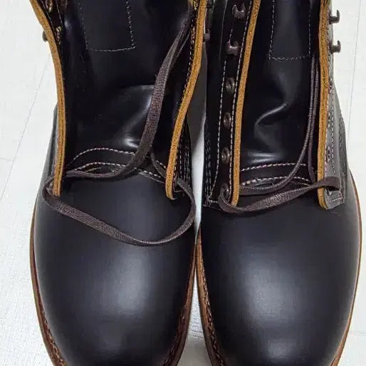 [BUNJANG] Red Wing 9060 Boots / 레드윙 9060 260 팝니다