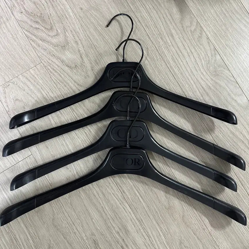 [BUNJANG] Luxury Hanger Collection / 명품 옷걸이 모음