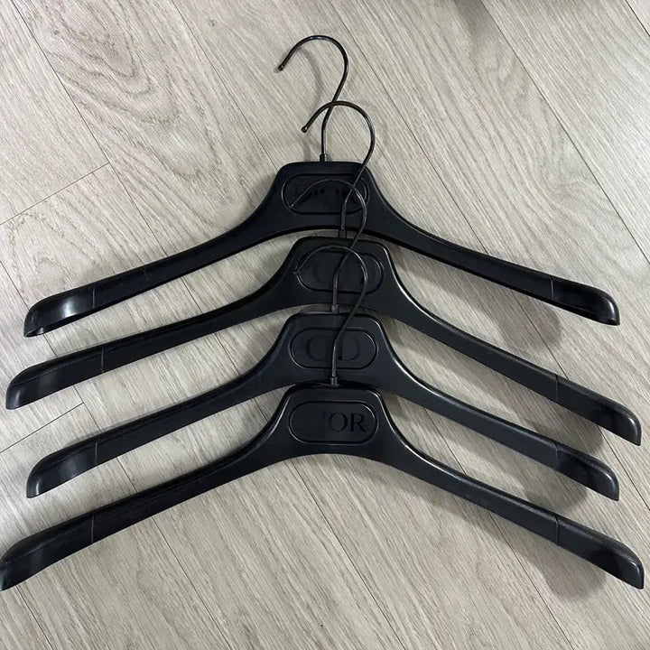 [BUNJANG] Luxury Hanger Collection / 명품 옷걸이 모음