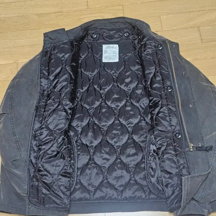 [SOLD OUT] 프릭스 스토어 m65 야상 페이드 블랙 m 팝니다