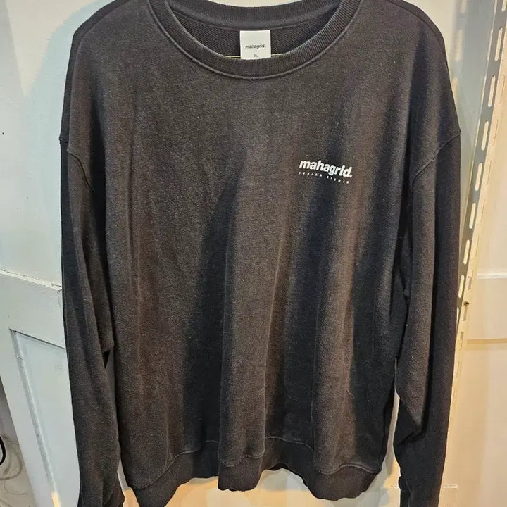 [BUNJANG] MAHAGRID Black Sweatshirt XL / <만원빈티지>마하그리드 블랙 맨투맨 XL