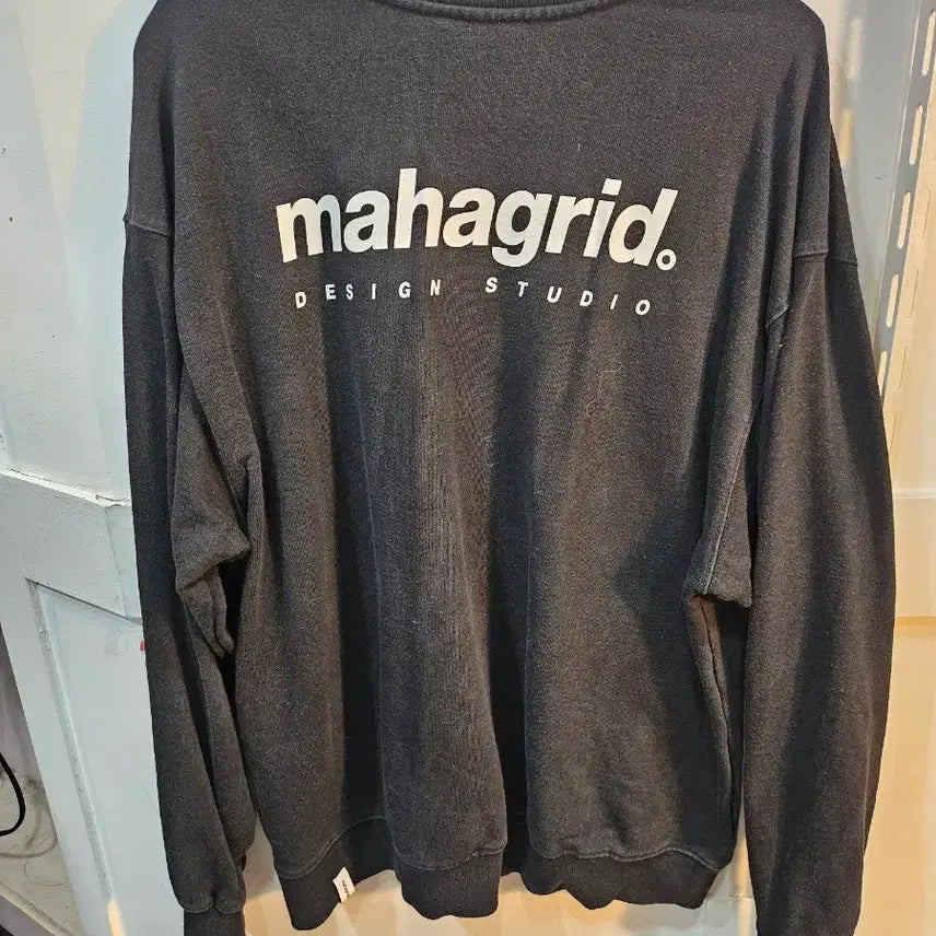 [BUNJANG] MAHAGRID Black Sweatshirt XL / <만원빈티지>마하그리드 블랙 맨투맨 XL