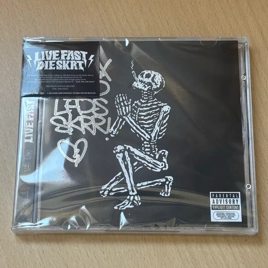 [SOLD OUT] 빌스택스 - LIVE FAST DIE SKRT 미개봉 싸인반
