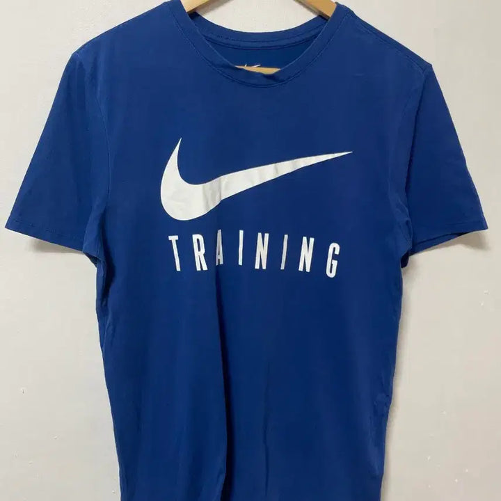 [BUNJANG] Nike Big Swoosh Dri-FIT Spandex Short Sleeve T-Shirt / 100 나이키 빅스우시 드라이핏 스판 반팔티 정품