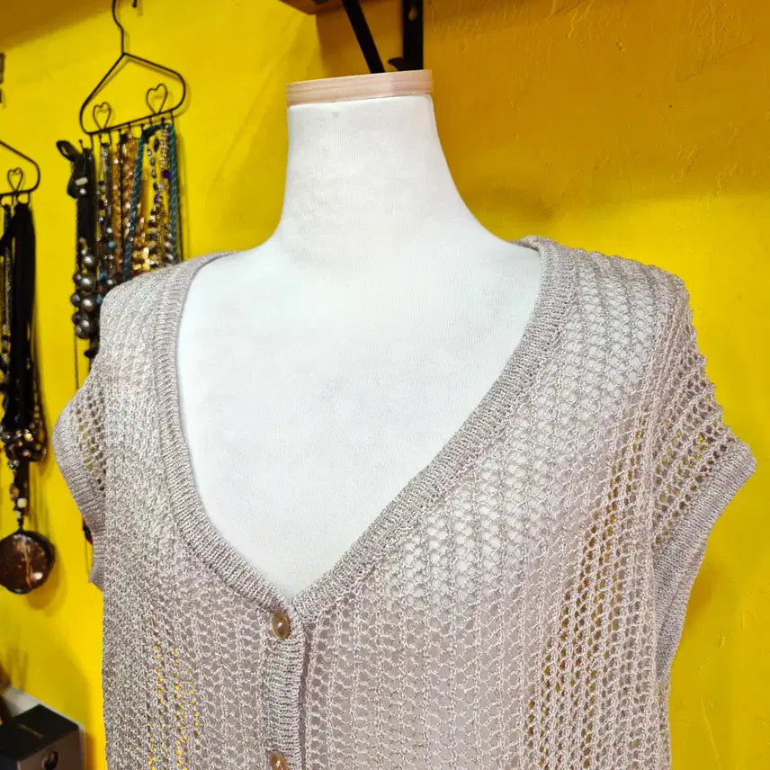 [BUNJANG] Bellygurl V-Neck Knit Vest / 벨리걸 브이넥 니트 조끼 베스트