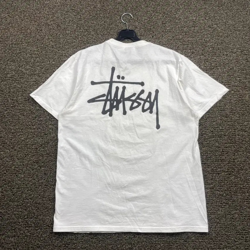 [BUNJANG] Stussy Stock Logo White T-Shirt / 스투시 스탁 화이트 반팔 티셔츠