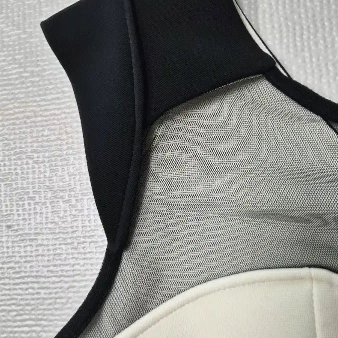 [BUNJANG] Flattering Fit Midi Dress / 허리 잘록 원피스